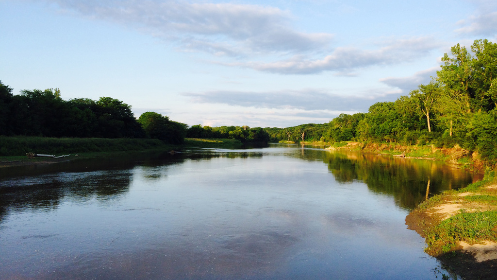 Raccoon River. Photo by Christine Warner (Flickr Creative Commons)